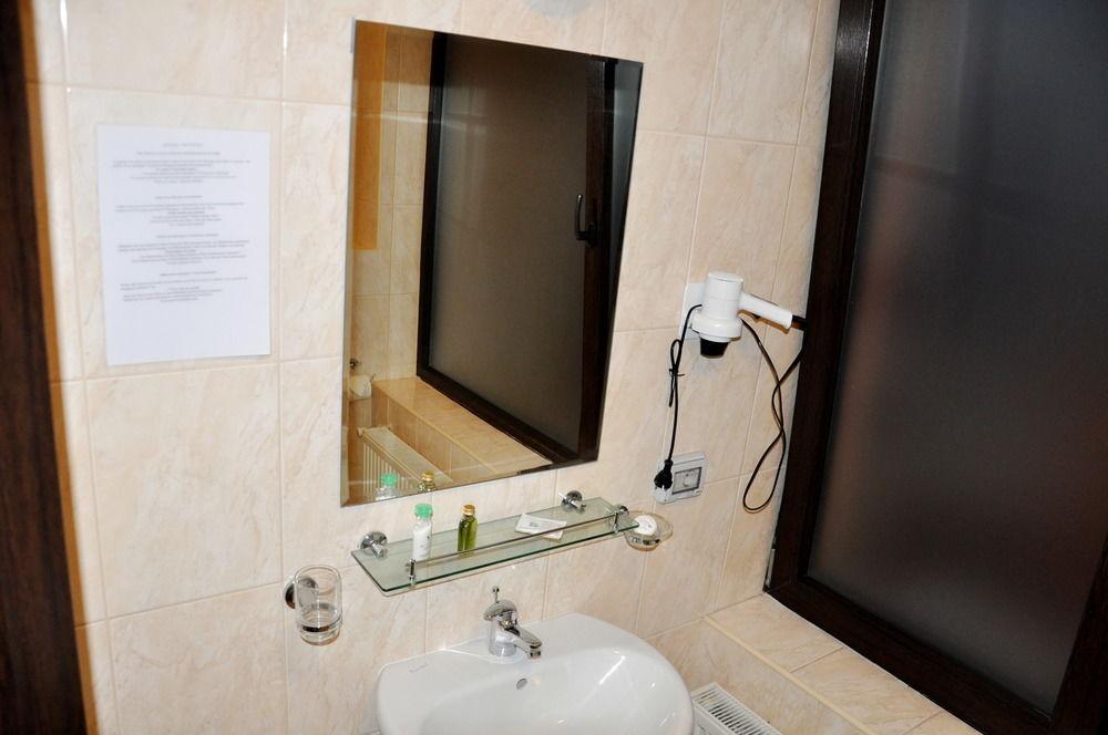 Hotel Pascu 布加勒斯特 外观 照片